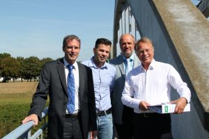Einsatz für die neue Neckarbrücke: Jochen Haußmann MdL, Stadtrat Volker Beisel,  Artin Adjemian, Geschäftsführer bei der IHK Rhein-Neckar für den Bereich Handel und Dienstleistungen, und  Ralf Busch (v.l.n.r.). 