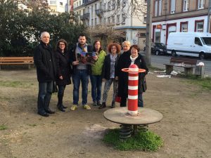 Neckarstadt-West: FDP-Fraktion besucht den Spielplatz an der Mittelstraße