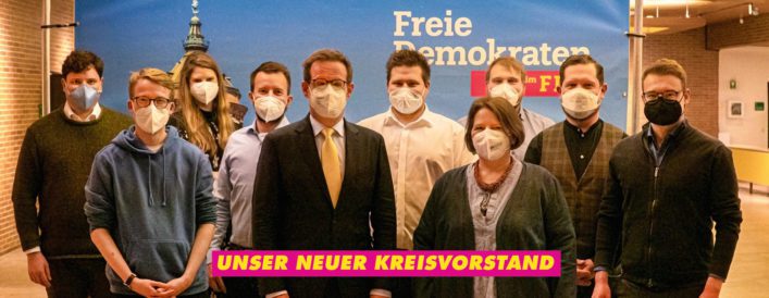 Neuer Kreisvorstand 2022 – v.l.n.r.: Johannes Schmidt, Gerrit von Zedlitz, Dr. Julia Schilling, Michael Fürst, Konrad Stockmeier MdB, Johannes Hergesell, Nicole Roeseler, Dr. David Hergesell, Rafael Kowollik, Luca Faigle