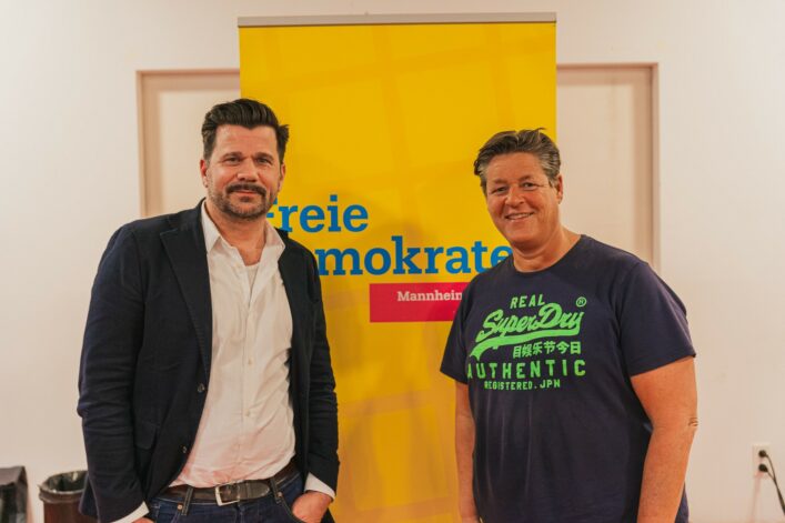 Die Kandidaten aus Neuhermsheim: Volker Beisel (links, Platz 2) und Michael Scholz (Platz 42)